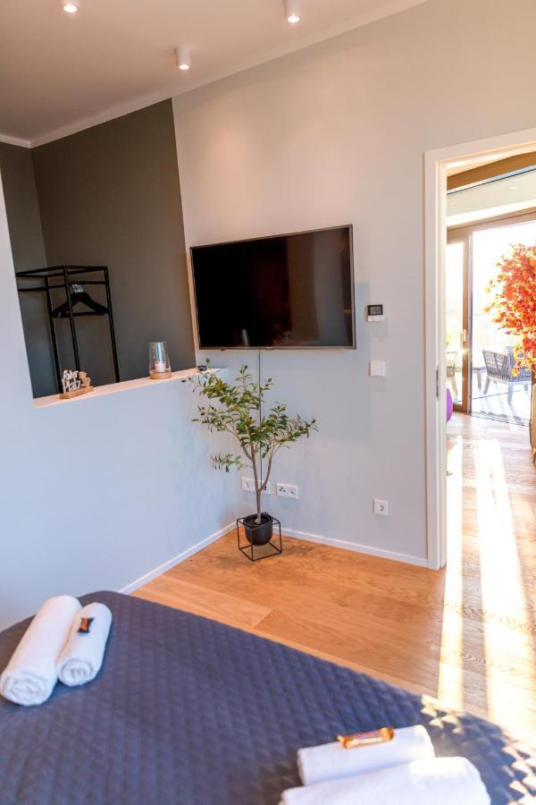 Cabana - Theview - Terrasse - Waterfront - Kostenloser Parkplatz - Wifi Oldenburg Eksteriør bilde